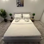 Relax House